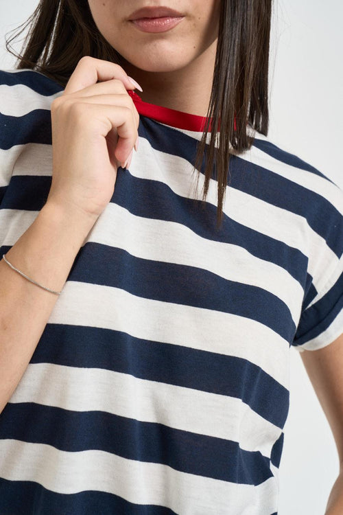 T-shirt donna a righe bianca e blu - 2