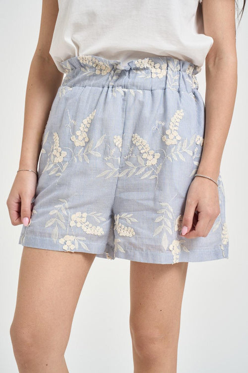 Shorts donna celesti con ricami floreali - 2