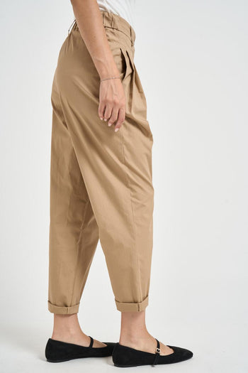 Pantaloni donna con pinces beige - 4