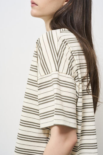 Women's green striped t-shirt - 5