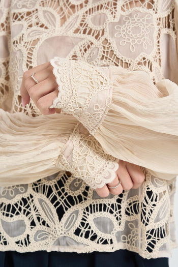 Blusa donna burro con ricamo macramè floreale - 4