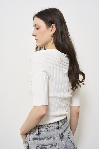 White women's sweater with knot - 4