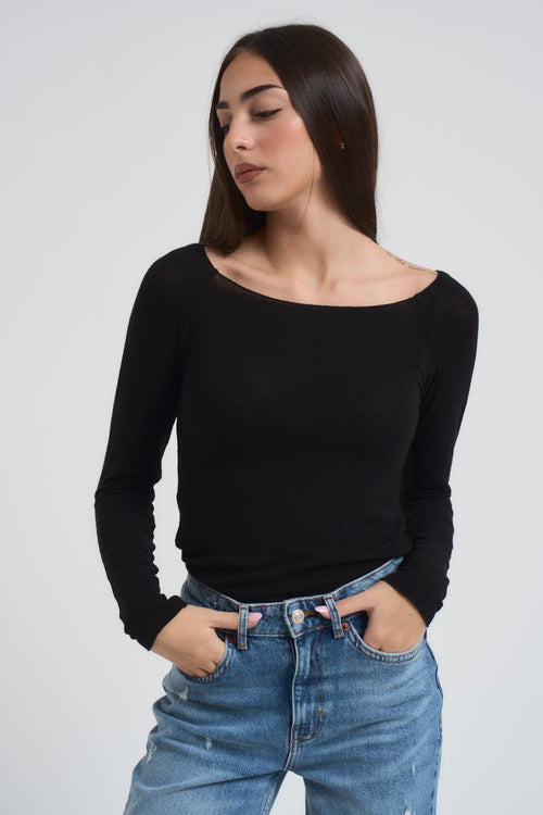 Maglia nera a maniche lunghe e spalle scoperte - 2