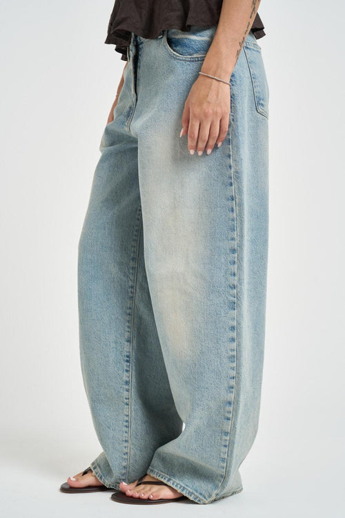 Jeans donna wide leg in denim chiaro - 2