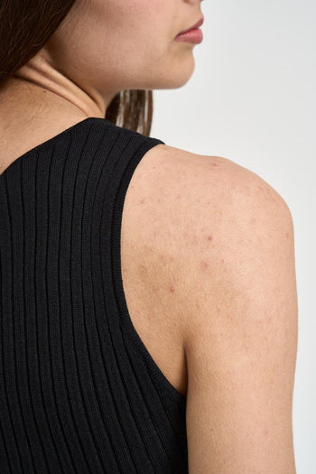 Top donna in maglia a costine nero - 4