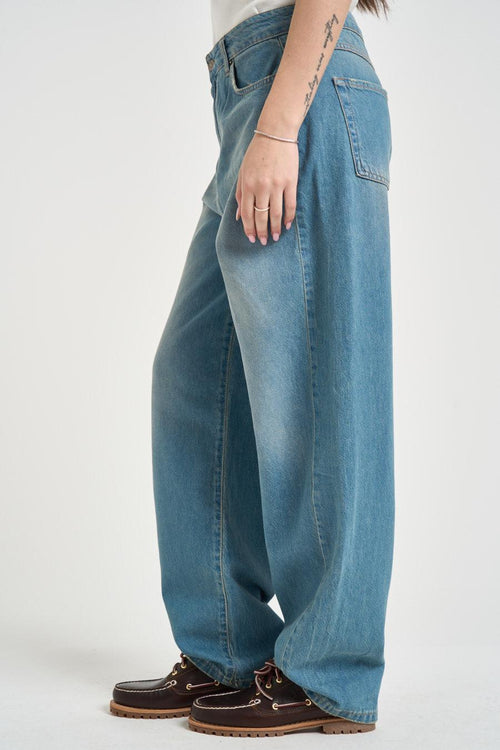 Jeans donna loose in denim medio - 2