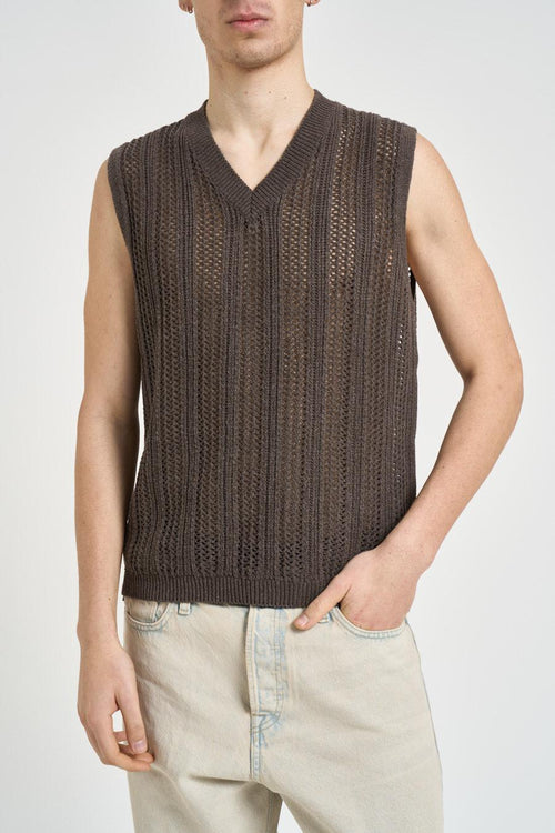 Gilet uomo in maglia traforata marrone