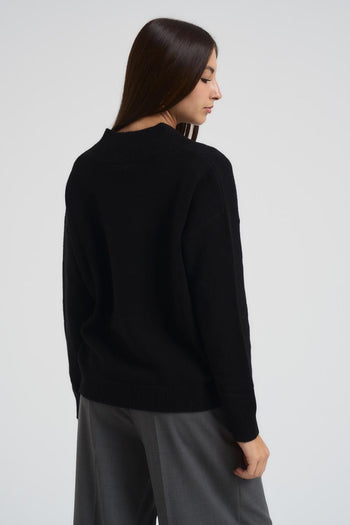 Maglia over donna scollo a V nera - 3