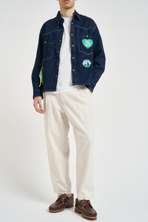 Camicia uomo in denim scuro con patch