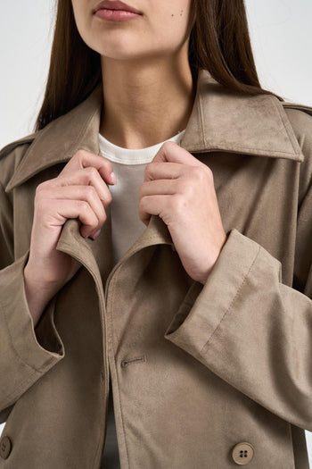 Trench donna cropped in suede tortora - 3