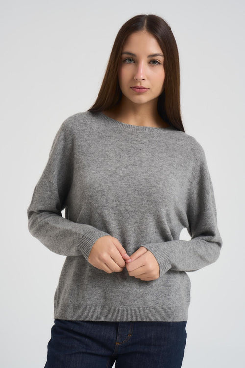 Maglia donna scollo a barchetta grigio