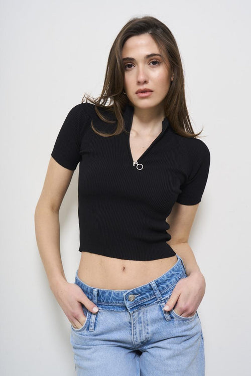 Women's black cropped top