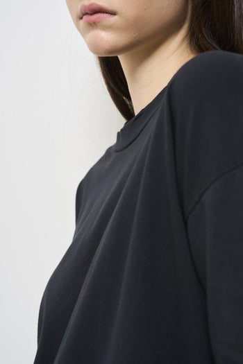 Black Women's T-Shirt With Lace Sleeves - 3