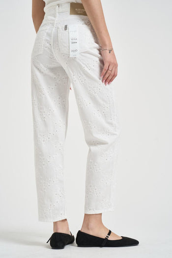 Jeans donna a sigaretta sangallo in denim bianco - 4