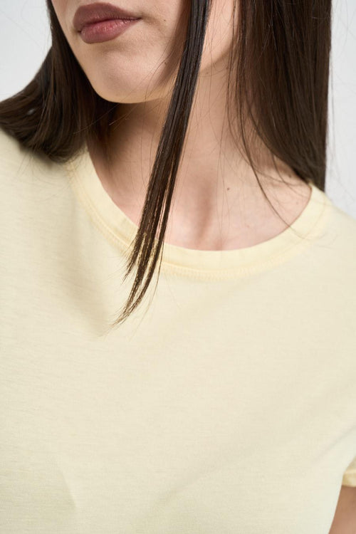 T-shirt donna girocollo giallo pastello - 2