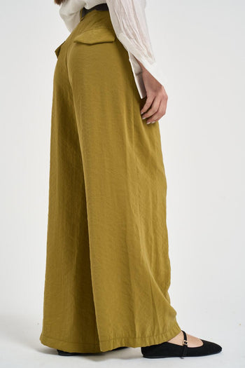 Pantalone donna con pinces verde olio - 4