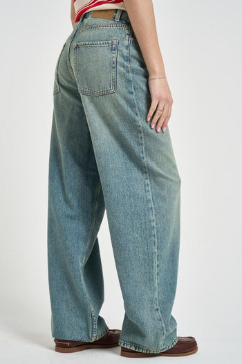 Jeans donna baggy in denim sabbiato - 4