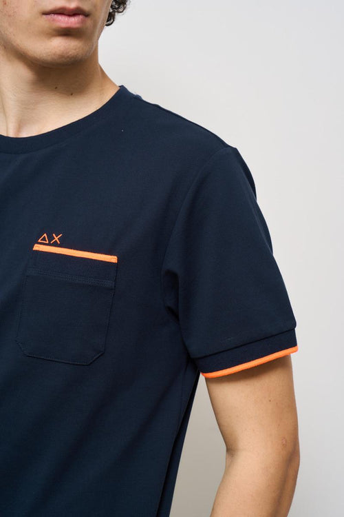 T-shirt uomo girocollo blu e arancione - 2