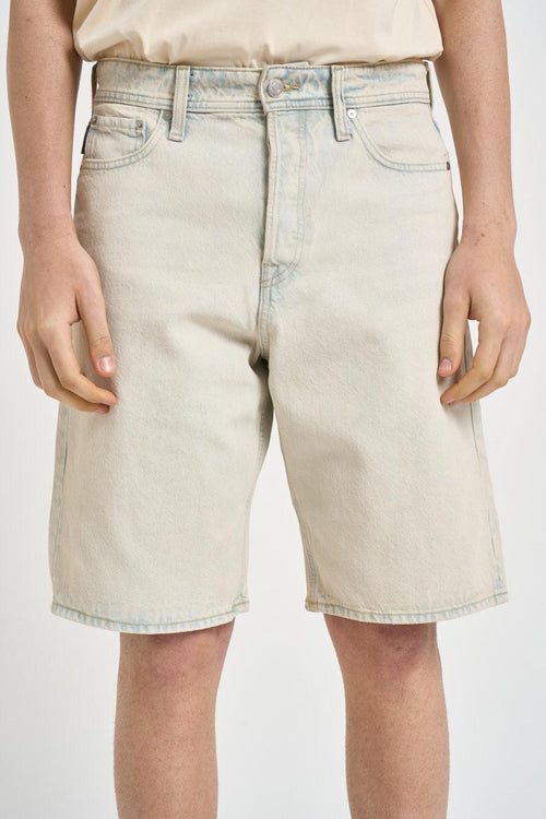 Bermuda uomo in denim lavaggio chiaro