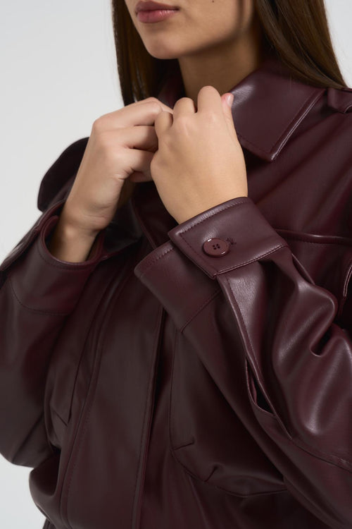 Bomber corto donna in ecopelle bordeaux - 2