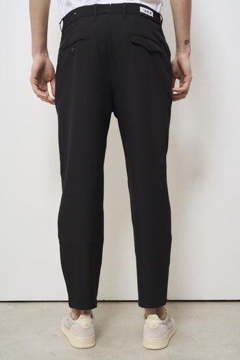 Men's trousers with regular pleats in black - 5