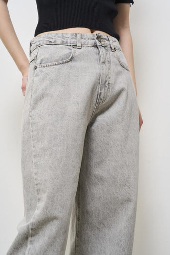Women's Jeans in Grey Denim - 7