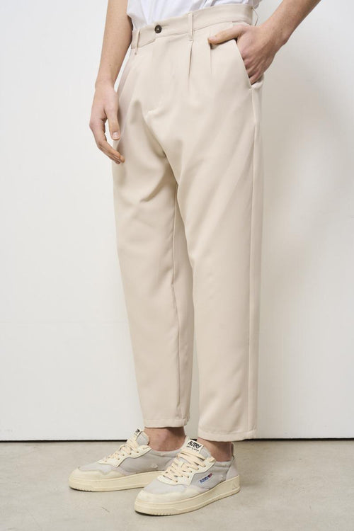 Men's trousers with regular beige pleats - 2