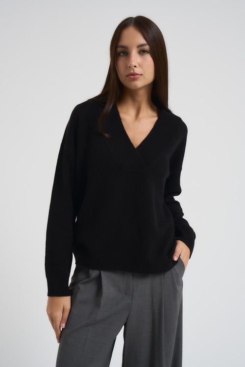 Maglia over donna scollo a V nera
