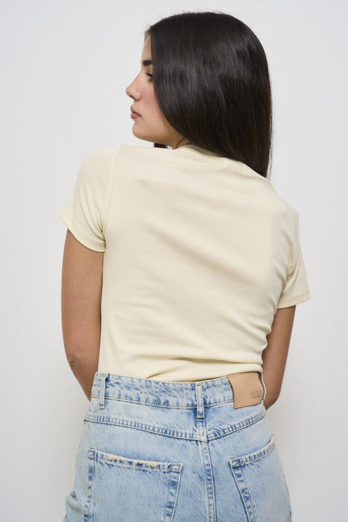 Women's cream crew neck t-shirt - 2