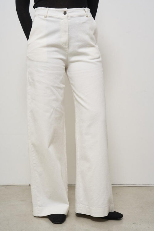 Jeans donna a palazzo bianco