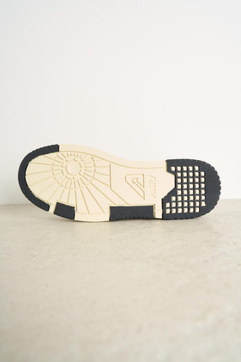 Sneakers uomo bianca con inserti neri - 9