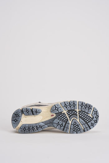 Sneakers uomo 2002R grigie - 9
