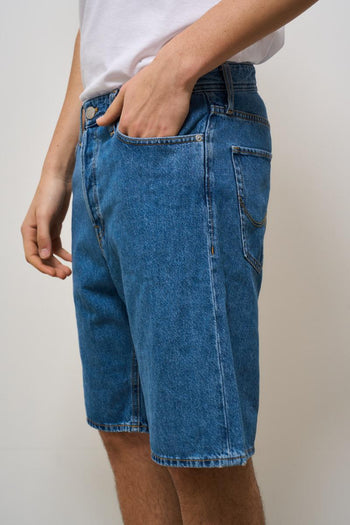 Bermuda uomo in denim medio - 3