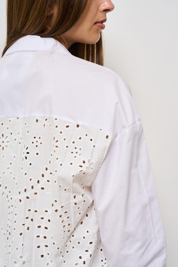 Camicia donna bianca con retro ricamato - 5