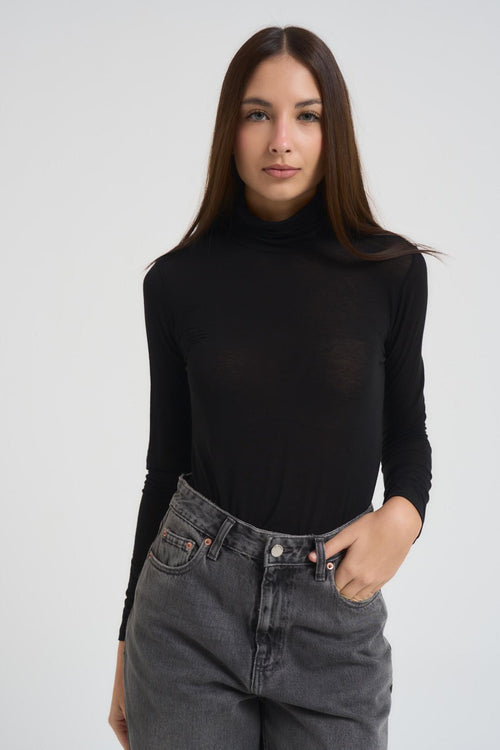 Maglia donna a collo alto nera