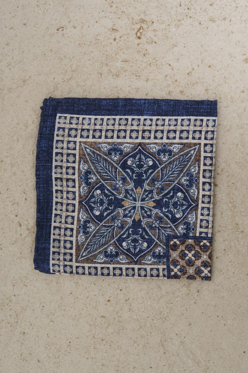 Men's clutch bag in blue pattern