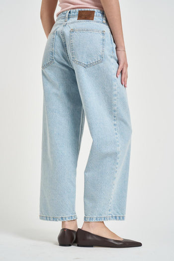 Jeans donna wide leg cropped in denim chiaro - 4