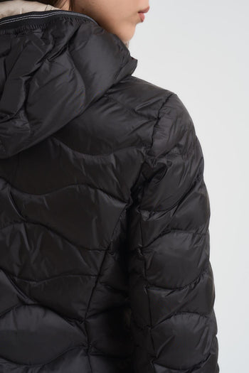Piumino ad onde orizzontali donna nero - 6