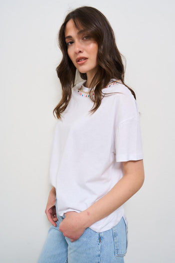 T-shirt donna bianca con perline - 4
