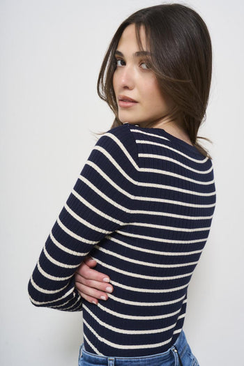 T-shirt donna a righe bianca e blu - 4