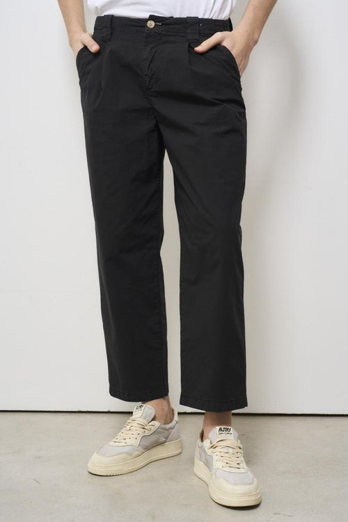 Pantalone uomo con pinces nero