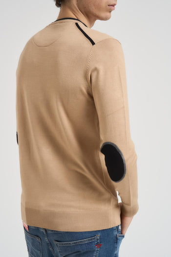 Maglia uomo girocollo con toppe cammello - 5