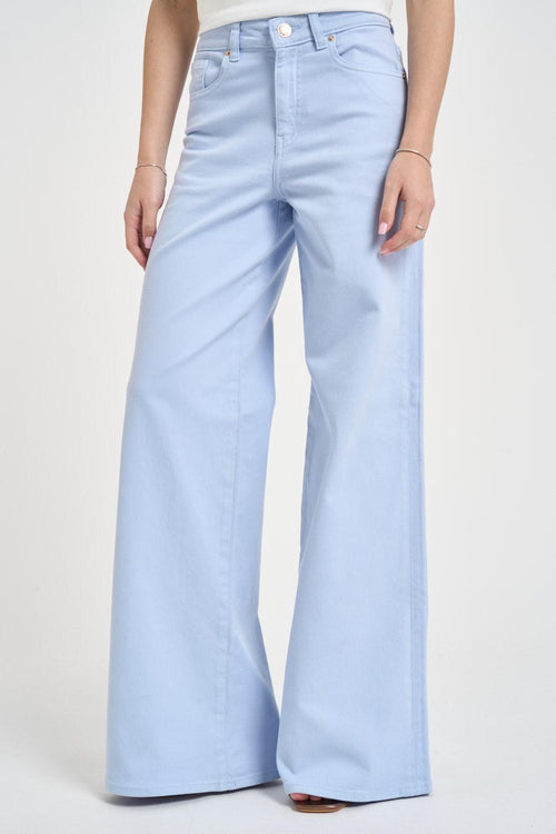 Jeans donna in denim celeste