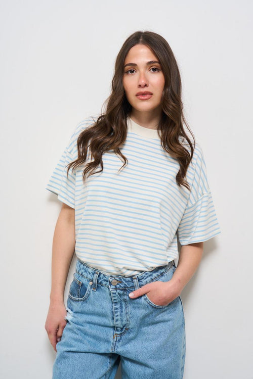 T-shirt donna girocollo a righe celeste