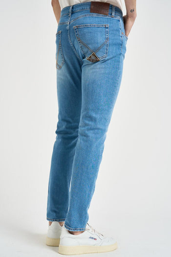 Jeans uomo slim fit in denim chiaro - 3
