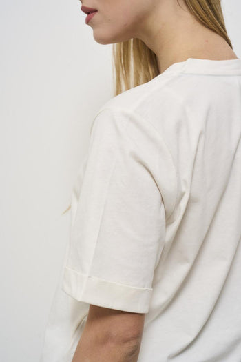 Women's white V-neck T-shirt - 5