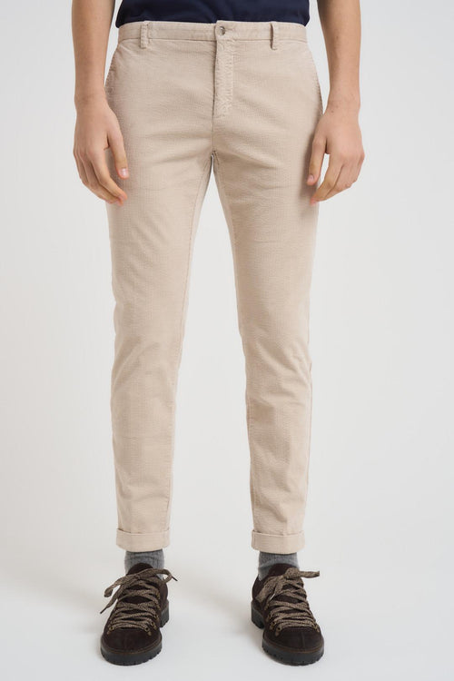 Pantalone uomo skinny a costine beige