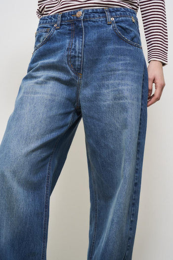Women's straight leg jeans - 4