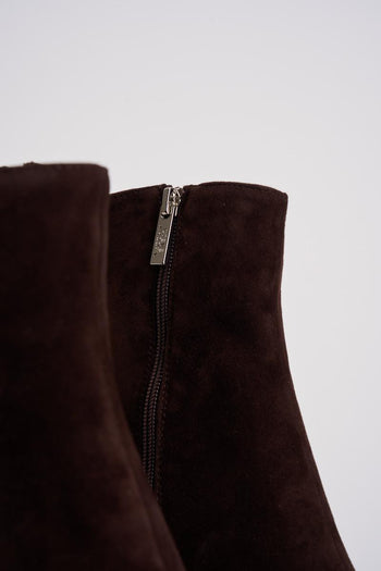 Stivaletto donna con tacco in suede marone - 5