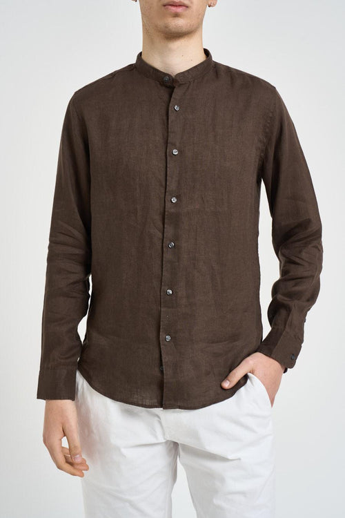 Camicia uomo in lino marrone
